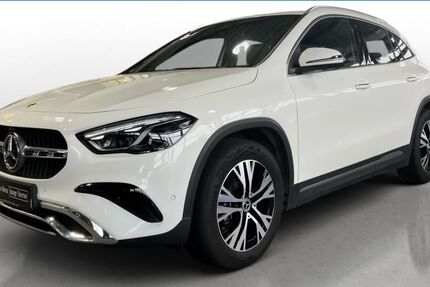 Mercedes-Benz GLA 180 11.938 km 35.020 &euro; Plattling 94447