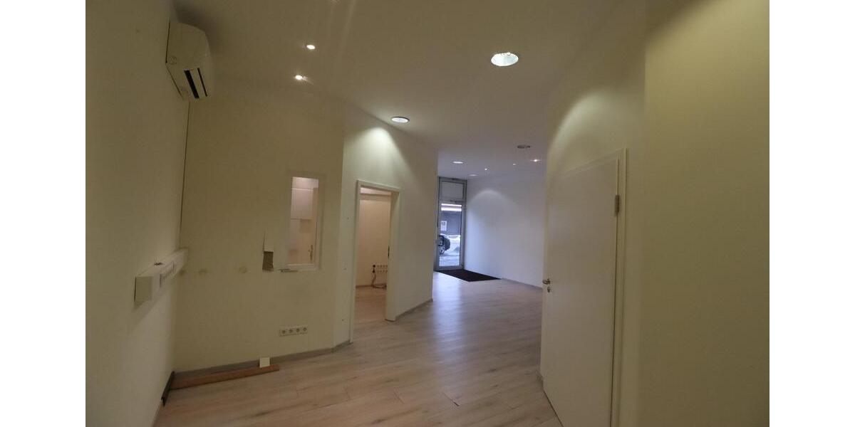 Vielseitige 76 m² Gewerbefläche mit Schaufenster in Seesen 6297.10202 zimmer