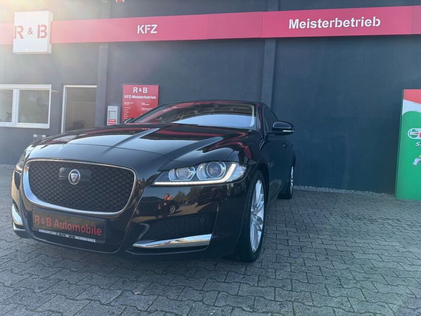 Jaguar XF 158.300 km 11.499 € Gaggenau 76571