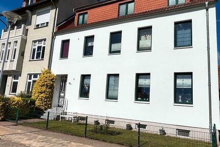 Haus Güstrow - 8 Zimmer, 245 m&sup2;, 420.000&euro; | Angebot:26990469