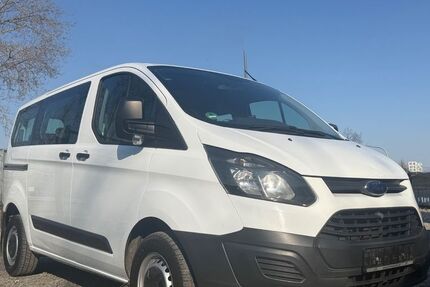 Ford Transit Custom 150.000 km 9.980 &euro; Frankfurt am Main 60486