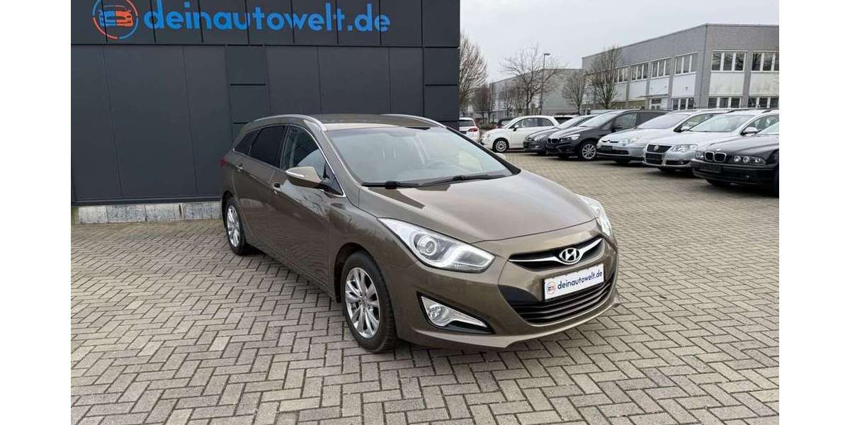 Hyundai i40 98.000 km 8.500 &euro; Dormagen 41540