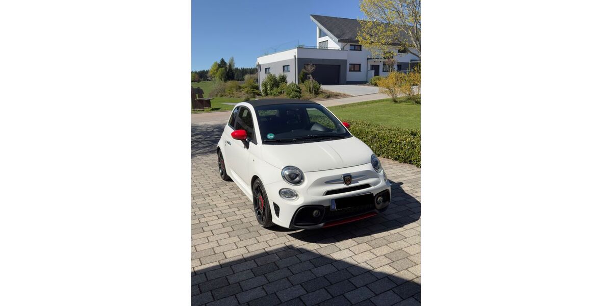 Abarth 595C 56.000 km 15.500 &euro; Seewald 72297