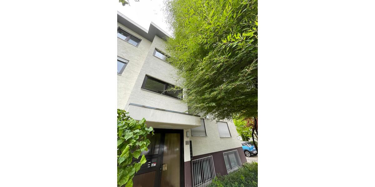 Etagenwohnung Waldbüttelbrunn - 3 Zimmer, 92 m&sup2;, 1.550&euro; | Angebot:26690733