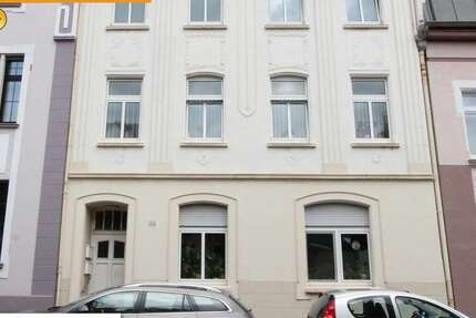 Haus zum Kaufen in Oberhausen - Sterkrade 369.000 € 300.74 m²