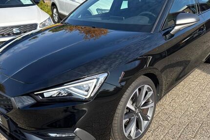 Seat Leon 114.100 km 19.890 € Apen 26689