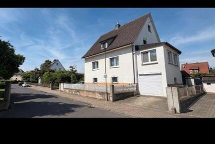 Haus Felsberg - 10 Zimmer, 200 m&sup2;, 275.000&euro; | Angebot:27054027