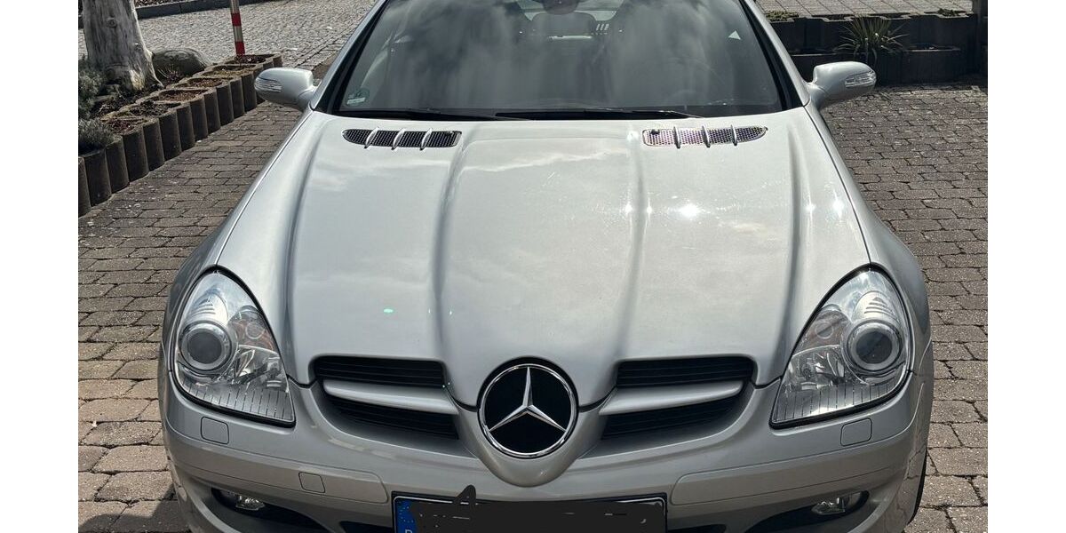 Mercedes-Benz SLK 200 87.950 km 12.250 &euro; Wallerstein 86757
