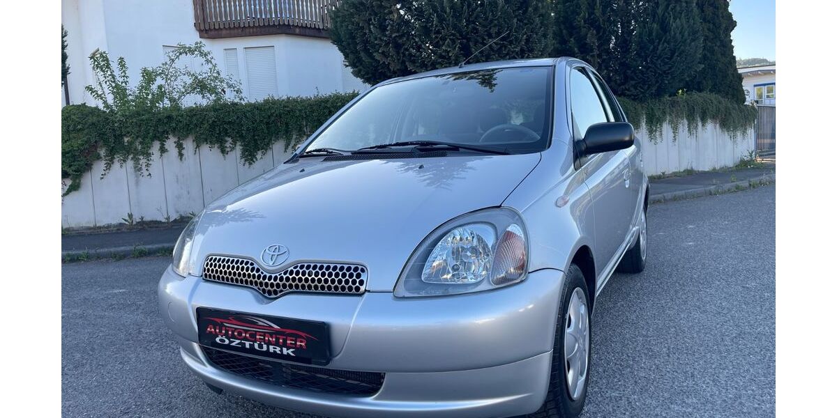 Toyota Yaris 22.000 km 5.900 &euro; Sulzbach an der Murr 71560