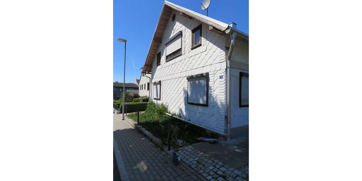 Haus zum Kaufen in Saalfeld 76.000 € 144 m² 5 zimmer