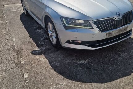 Skoda Superb 268.137 km 11.200 &euro; Dortmund 44001