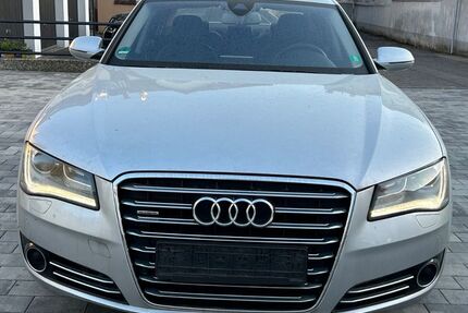 Audi A8 216.000 km 12.900 &euro; Lahr 77933