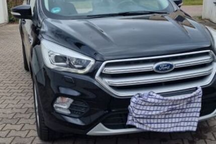 Ford Kuga 105.900 km 12.750 &euro; Berlin 12349