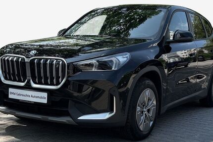 BMW iX1 32.404 km 34.840 &euro; Berlin 13593