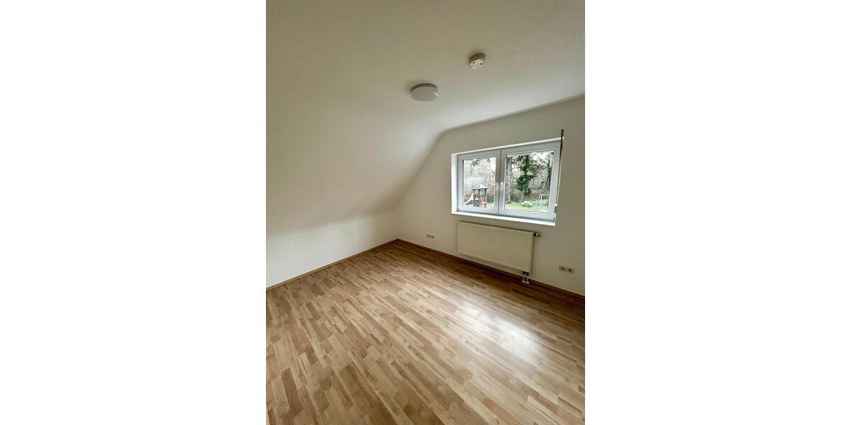 3,5-Zimmer Dachgeschosswohnung in Rheinstetten Silberstreifen 3.5 zimmer