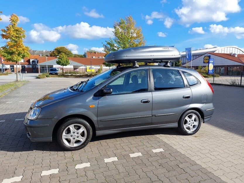 Nissan Almera Tino 220.000 km 2.500 € Lübeck 23539
