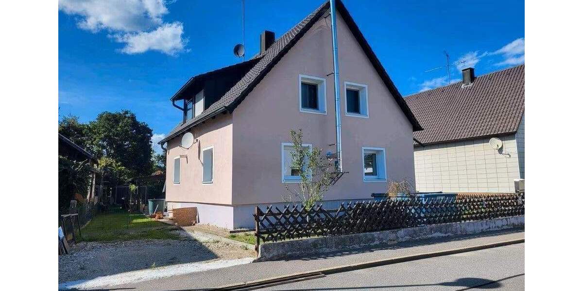 Renoviertes Haus mit viel Platz und großen Garten 5 zimmer