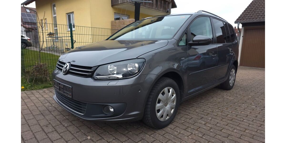 VW Touran 217.950 km 7.649 &euro; Aulendorf 88326