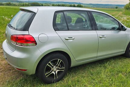 VW Golf 79.500 km 6.900 &euro; Merkelbach 57629