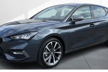 Seat Leon 7.500 km 34.890 &euro; Dresden 01067
