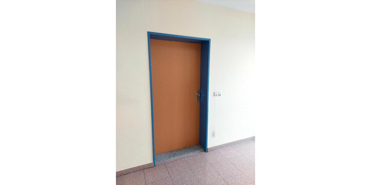 Dachgeschoßwohnung Erfurt Hochheim - 3 Zimmer, 78 m&sup2;, 890&euro; | Angebot:26354149