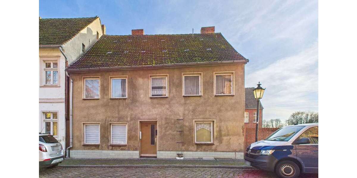 Haus zum Kaufen in Havelberg 80.000 € 144 m² 5 zimmer