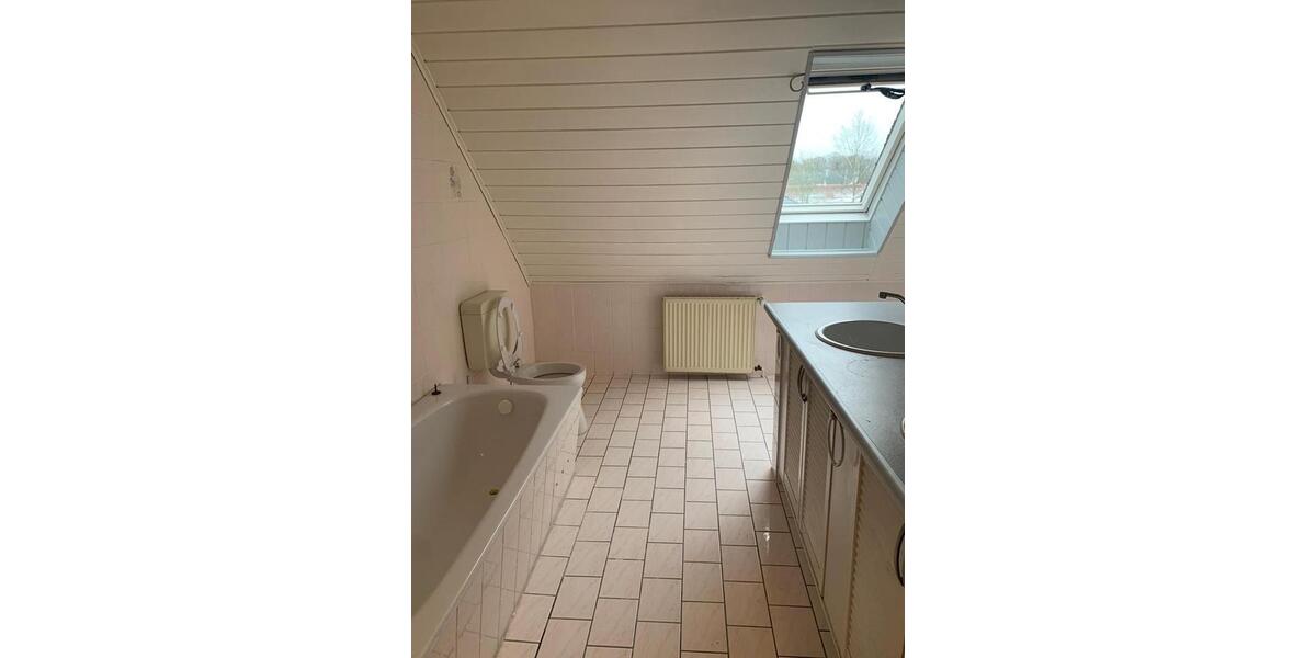 Etagenwohnung Bothel - 4 Zimmer, 98 m&sup2;, 700&euro; | Angebot:26587349