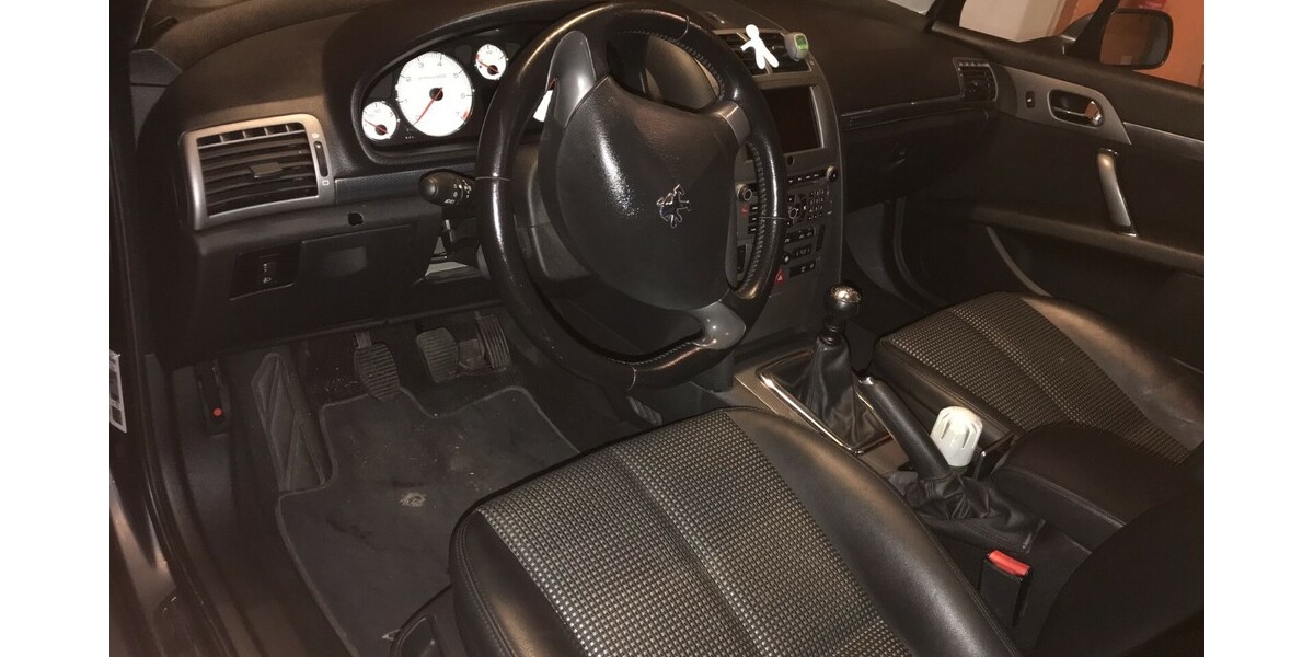Peugeot 407 164.000 km 2.450 € Berlin 10178