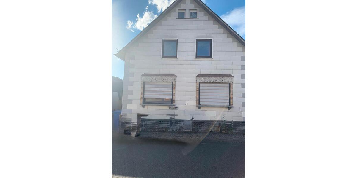 Doppelhaushälfte Waldsolms - 5 Zimmer, 168 m&sup2;, 389.000&euro; | Angebot:26864144