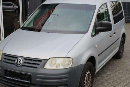 VW Caddy 270.803 km 2.300 &euro; Paderborn 33104