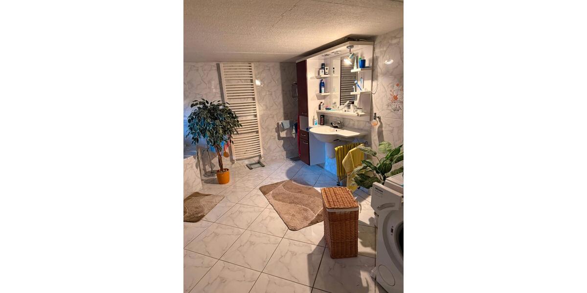 Doppelhaushälfte Neustrelitz - 5 Zimmer, 121 m&sup2;, 295.000&euro; | Angebot:27109941