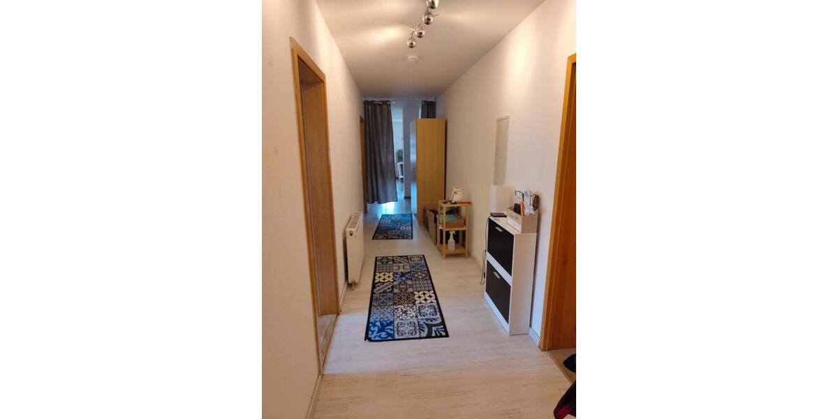 Etagenwohnung Oederan - 4 Zimmer, 90 m&sup2;, 450&euro; | Angebot:25993064