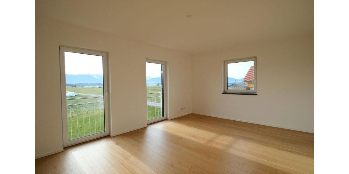 Diesen Ausblick schon beim Aufwachen genießen Großzügige Doppelhaushälfte in Aidling 4 zimmer