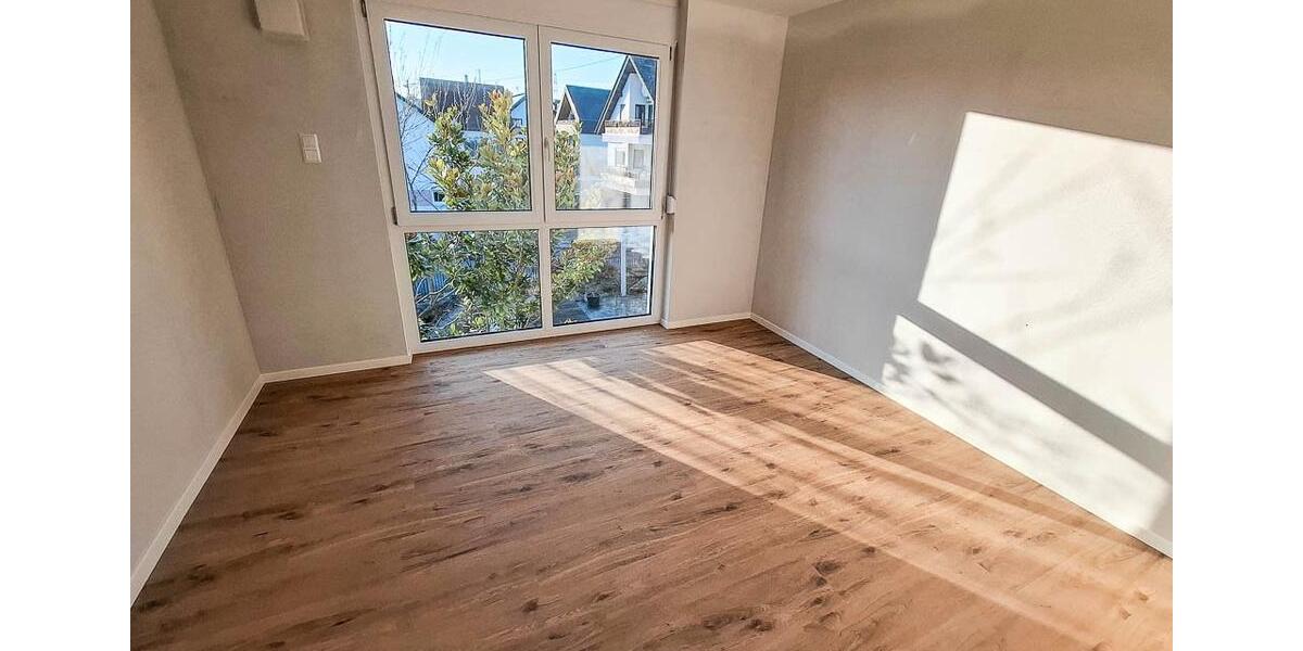 Etagenwohnung Leonberg - 3.5 Zimmer, 90 m&sup2;, 1.590&euro; | Angebot:26316432