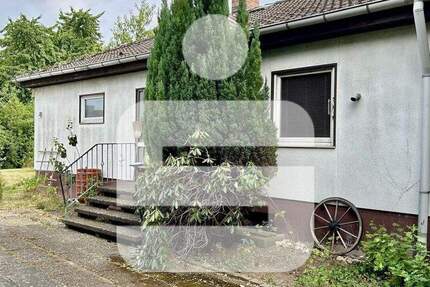 Gestalten Sie Ihr Zuhause neu...Bungalow mit Potenzial in Höchstadt a. d. Aisch 3 zimmer