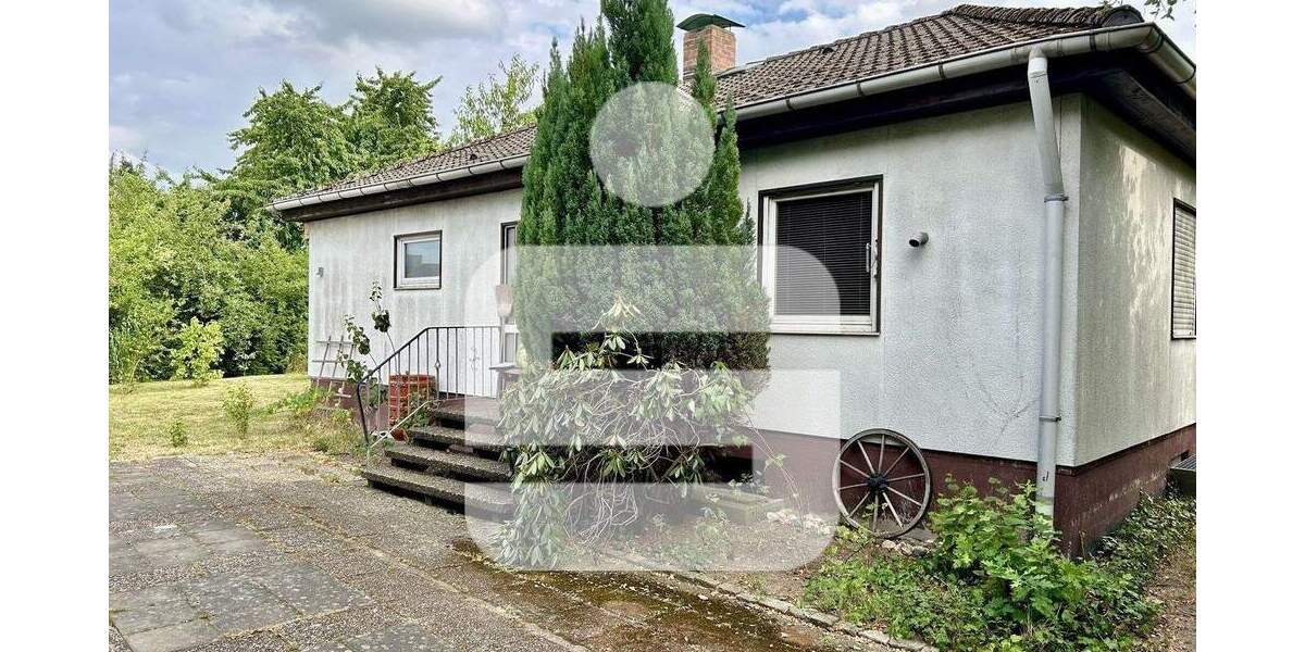 Gestalten Sie Ihr Zuhause neu...Bungalow mit Potenzial in Höchstadt a. d. Aisch 3 zimmer