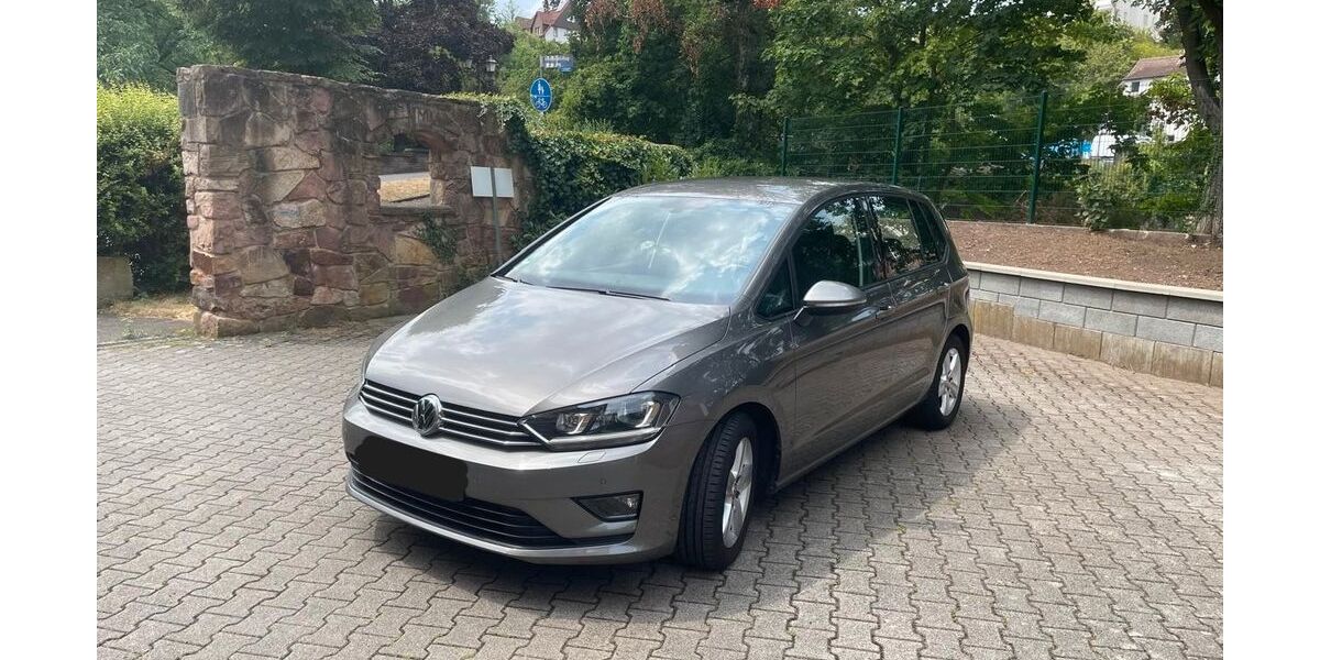 VW Golf Sportsvan 130.700 km 13.900 &euro; Pforzheim 75180