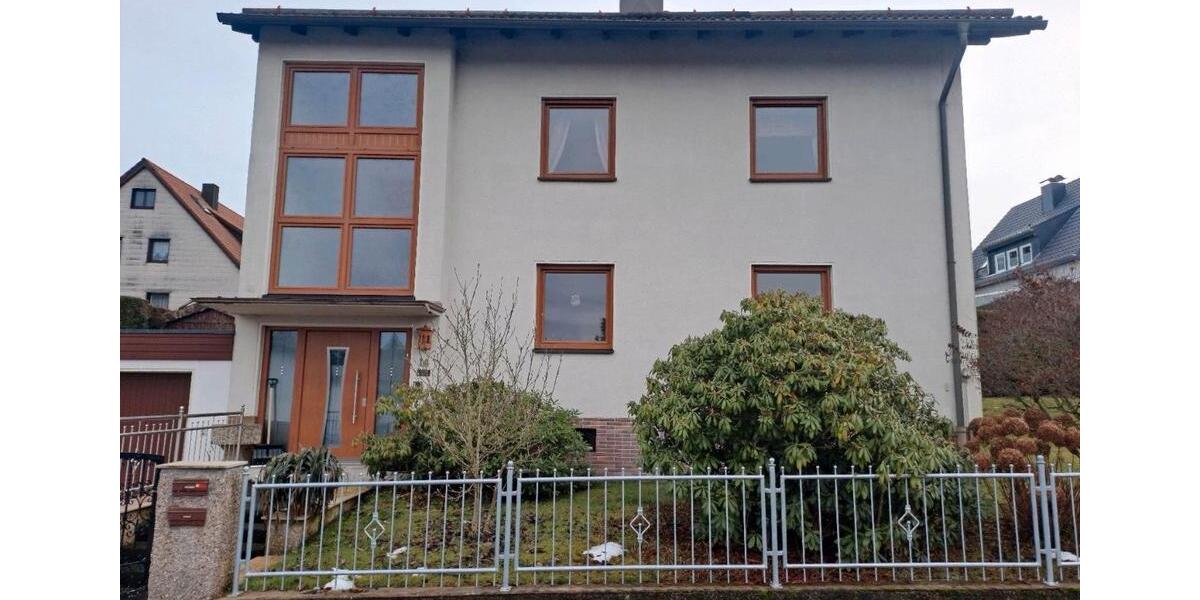 Etagenwohnung Marktredwitz - 3 Zimmer, 100 m&sup2;, 900&euro; | Angebot:25614117