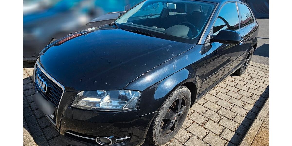 Audi A3 137.000 km 5.300 &euro; Masserberg 98666