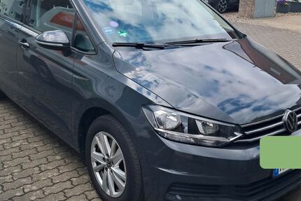 VW Touran 68.811 km 22.490 &euro; Mainaschaff 63814