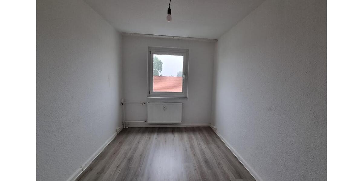 Etagenwohnung Burg - 4 Zimmer, 77 m&sup2;, 463&euro; | Angebot:26663793