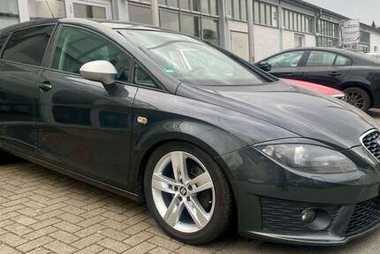 Seat Leon 178.000 km 6.990 &euro; Lübeck 23554