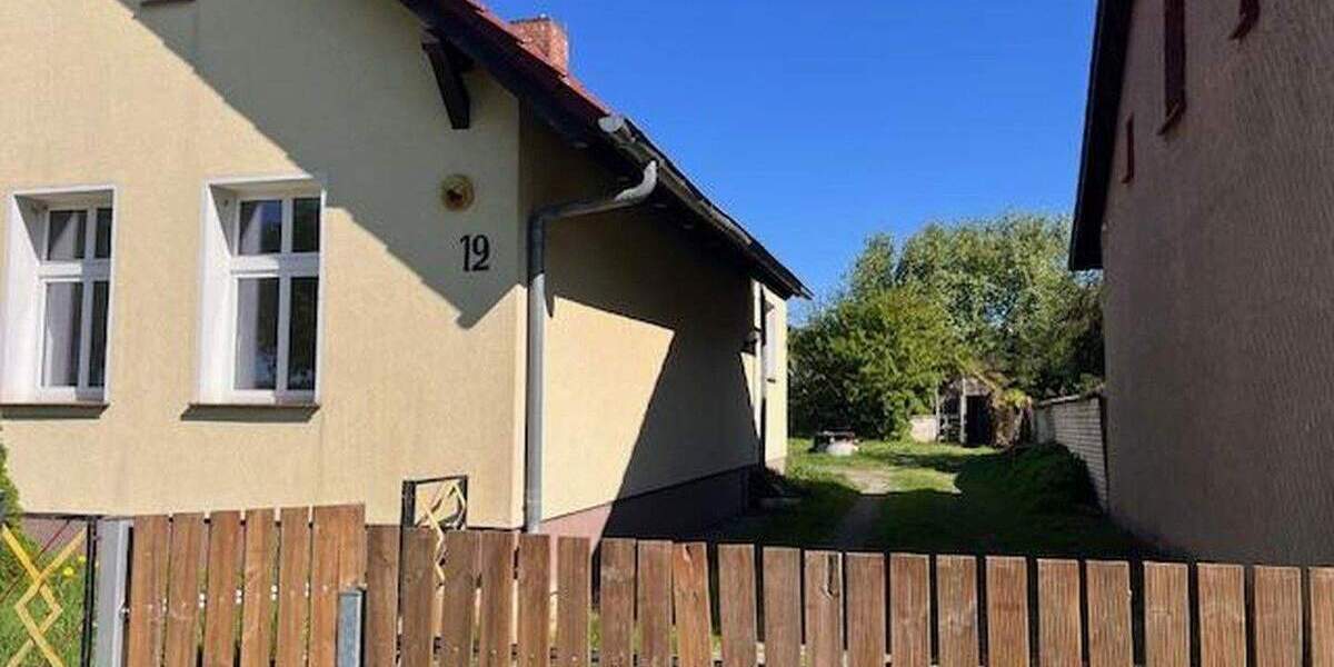 Grosses EFH, 4 Zi., 120 qm, 795 qm Grund, 1.250 € NKM 4 zimmer