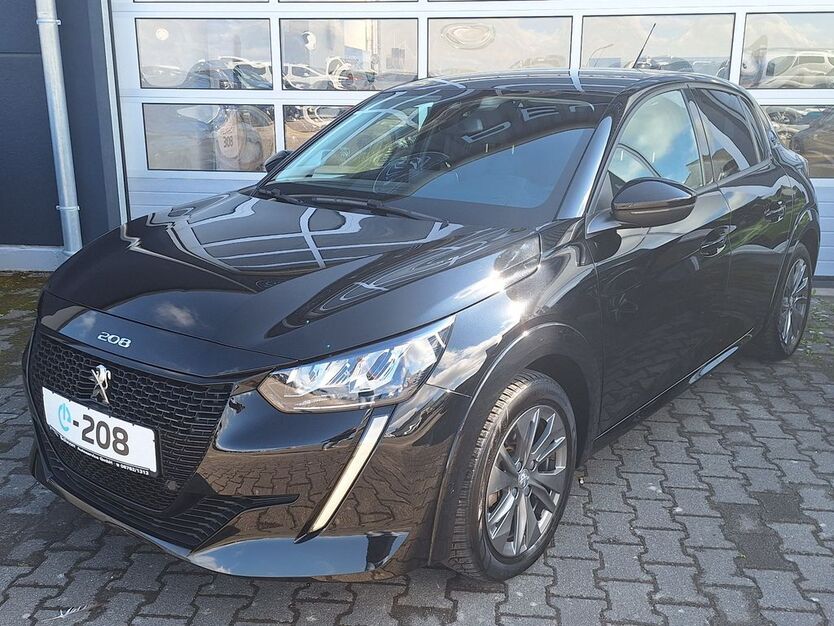 Peugeot 208 20.835 km 18.690 € Kastellaun 56288