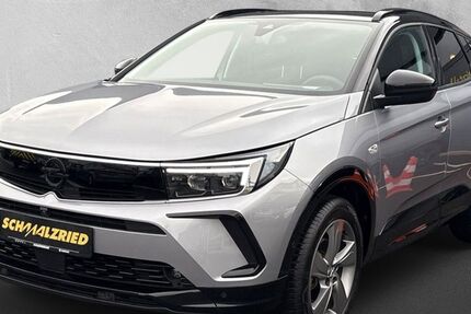 Opel Grandland (X) 24.874 km 26.270 &euro; Bremerhaven 27570