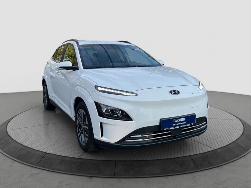 Hyundai KONA 34.199 km 22.900 € Berlin 12683