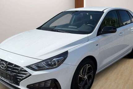 Hyundai i30 52.000 km 17.990 € Schwabhausen 99869