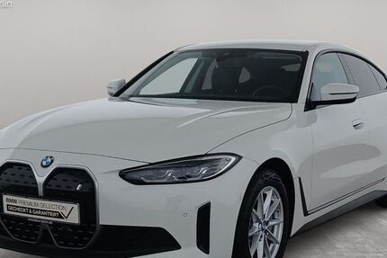 BMW i4 33.767 km 36.400 &euro; Berlin 14057