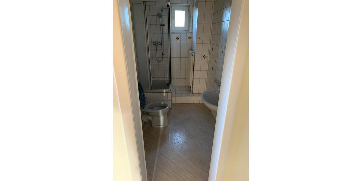 Einfamilienhaus, großer Garten, 1231 m² Grundst., 125 m² Wohnfl. 5 zimmer