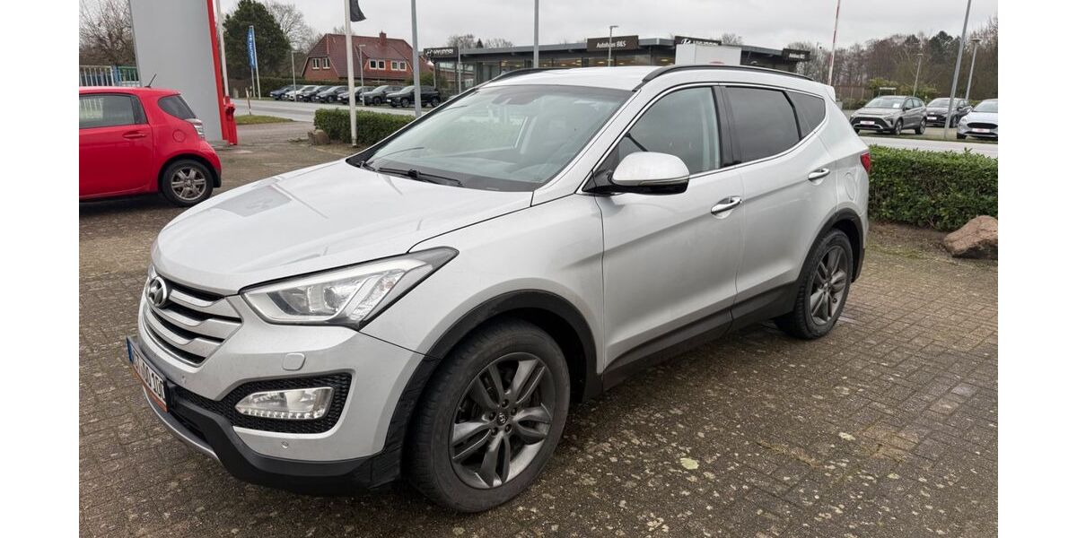 Hyundai SANTA FE 177.000 km 13.200 &euro; Apen 26689